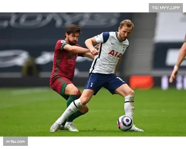 技术分析：对比哈兰德与凯恩，两者在球队由守转攻第一时间接应长传的成功率差异